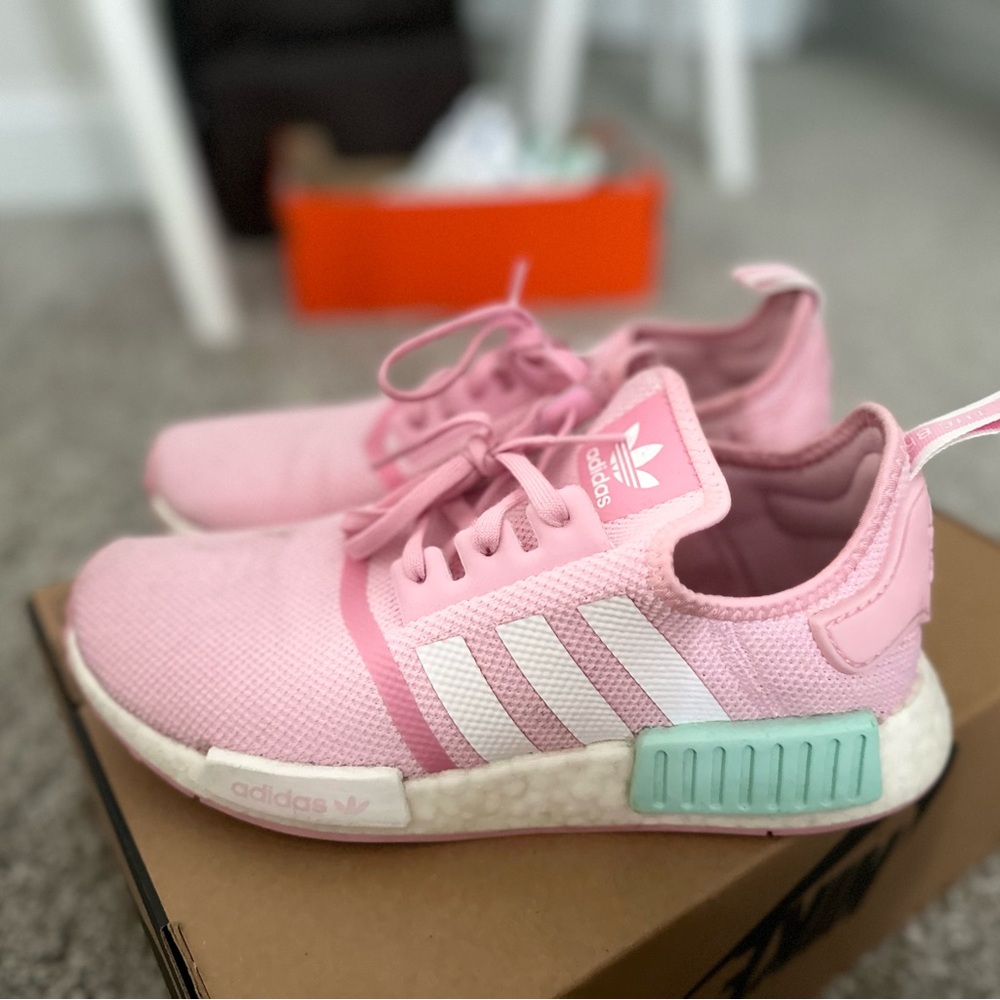 Women Addidas NMD